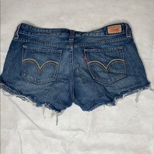 Levi Jean Ripped Shorts